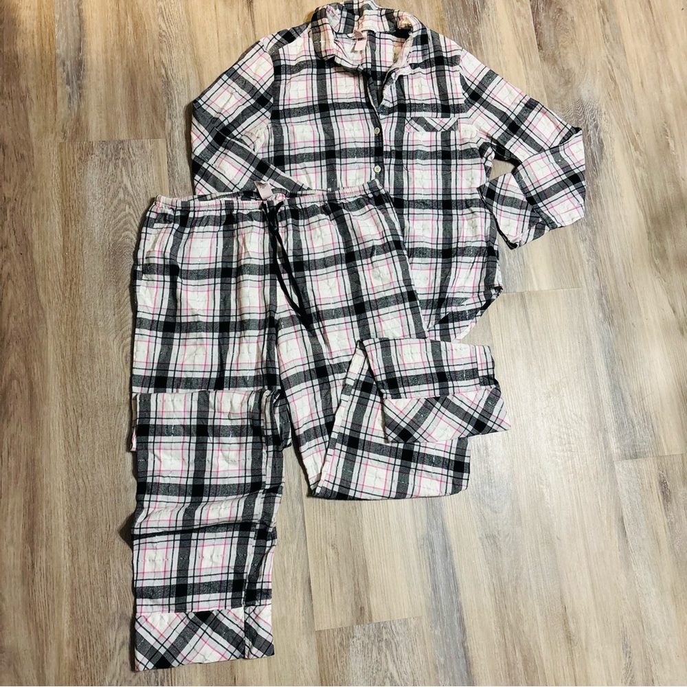 Victorias Secret Pj Set size small Pink/White/Black/Glittery